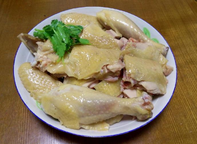 用蒸笼怎样隔水蒸米饭，蒸饭要蒸多久（教你广式“隔水蒸鸡”做法）