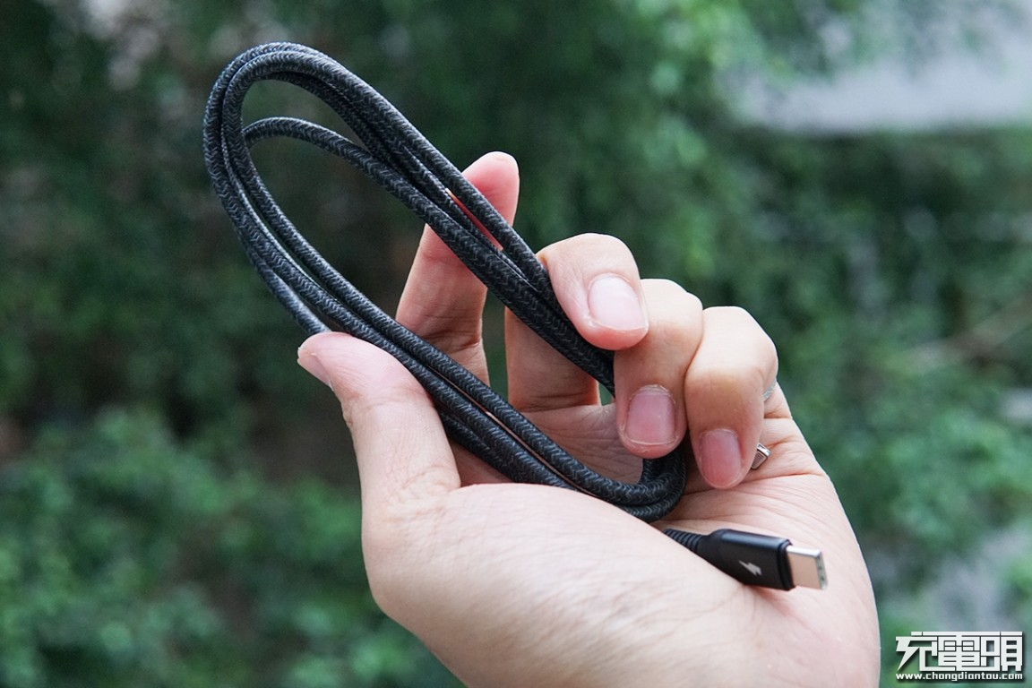 数据线代加工(我想做电子代加工怎么找厂家)