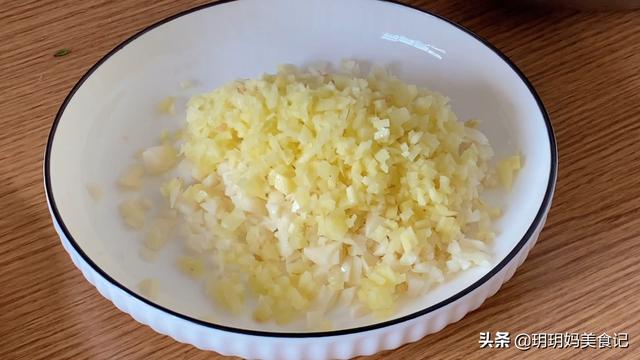 怎样腌制豆角，怎样腌制豆角才长期保存不坏（传统盐水腌酸豆角）