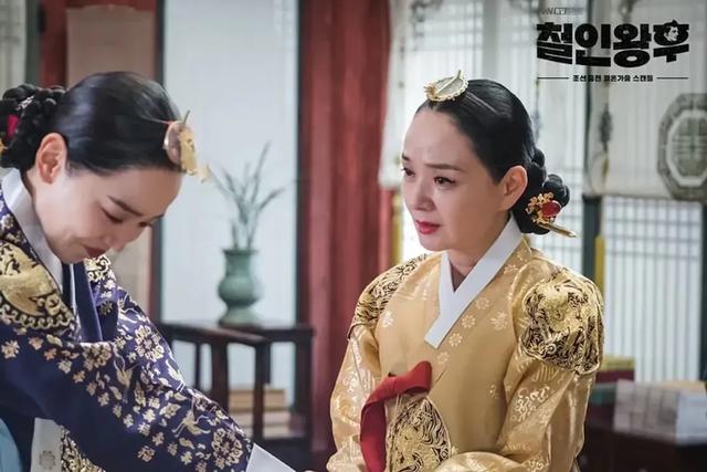 提调尚宫是什么职位,尚宫下面是什么职位(mama也可叫男性)