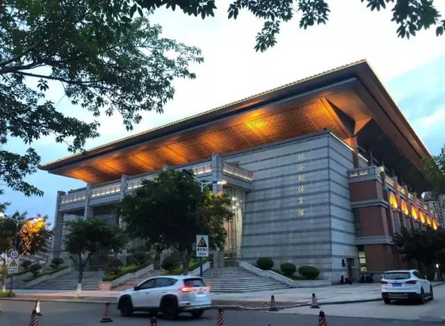 华侨大学在厦门尴尬,厦门有哪些大学(可我劝你留下……) 华侨大学在厦门尴尬,厦门有哪些大学(可我劝你留下……)