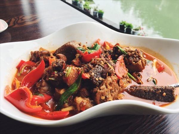 凤凰古城特产，凤凰古城特产水果像葡萄一样叫什么?_（凤凰古城最全攻略，看了不后悔）