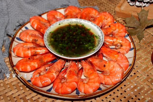 正确的蒸虾方法如下，蒸虾如何蒸才美味（老渔民教你正确做法）