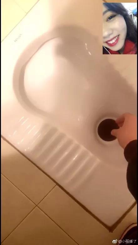 激光雨是什么梗，激光雨歌词什么意思（他竟然给我表演这个...）