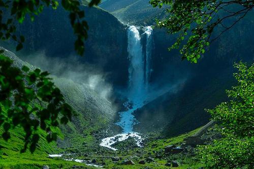 长白山天池几月份去好，长白山天池旅游攻略（想在长白山看天池什么时间去最合适）