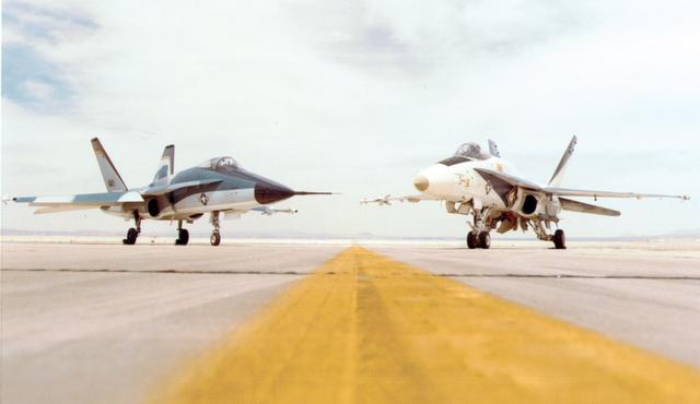 FA18战斗机空重，从YF-17到F/A-18