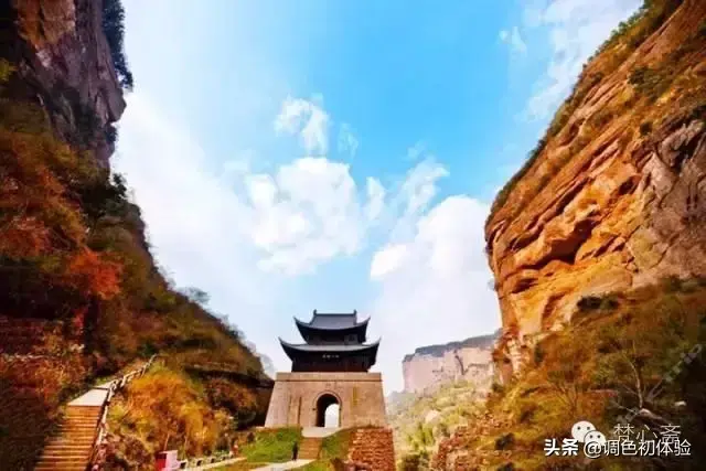 长城有哪几个旅游景点，长城上最有名的几个关