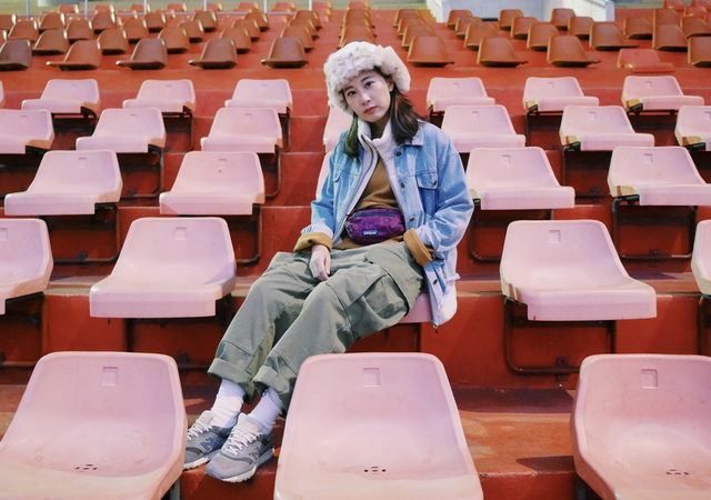 腰包怎么背好看，腰包怎么背好看图解（户外品牌也可以背出新时尚）