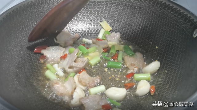 安康鱼肝的做法，但是吃起来却很美味