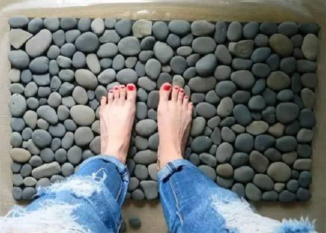 使用强力胶水的小妙招，去海边捡的石头别着急扔