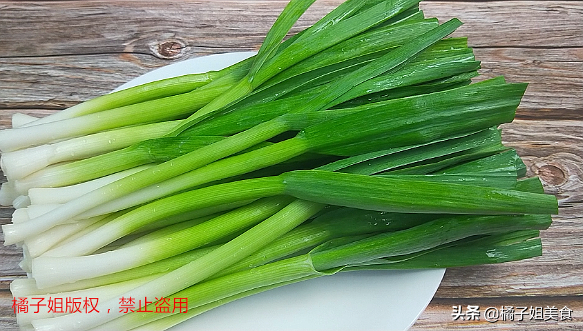 圖片[3]-【涼拌蒜苗】做法步驟圖 開胃又下飯-起舞食譜網(wǎng)