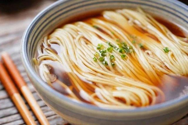 扬州美食有哪些，扬州美食有哪些是用炒,蒸,煎,煮,烧,炖,炸,爆,烤（18家隐藏在扬州的地道好馆子）