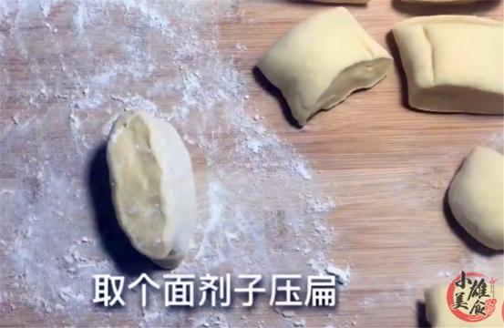电饭煲做面包简单方法，电饭锅做面包的方法和步骤（最适合在家做的“电饭锅面包”不含添加剂）
