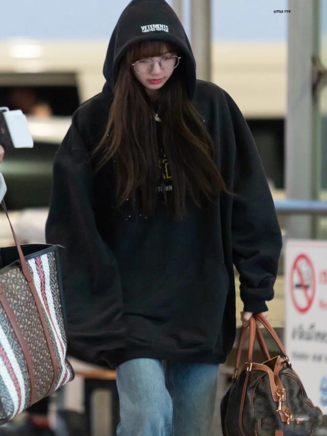 Lisa图片，lisa图片稀有（“富婆”Lisa也有小女人一面）