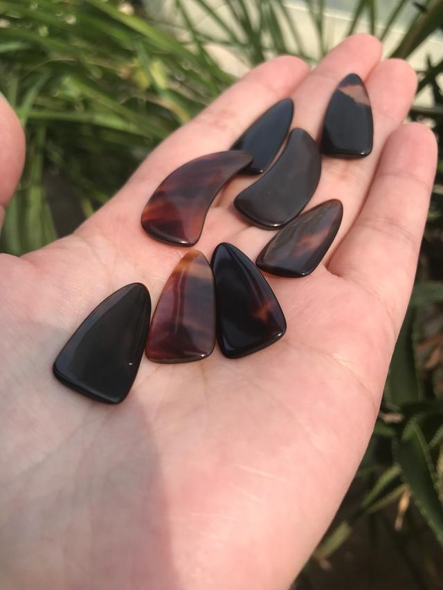 怎样挑选古筝指甲，怎样挑选古筝指甲油（古筝指甲的选择，按需购买哦）