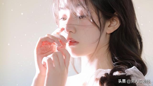 女朋友喜欢什么，女孩子喜欢什么（这现成的女朋友可别错过了）