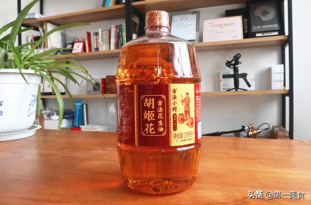 蒸鱼蒸几分钟最好，蒸鱼一般蒸几分钟最好（蒸出的鱼鲜嫩无腥味）