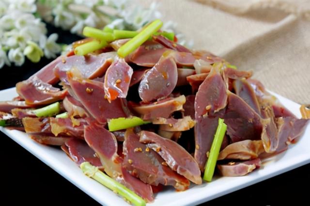 鸡胗煮多久能熟，鸡胸肉煮多久可以熟（大厨教你三个妙招）