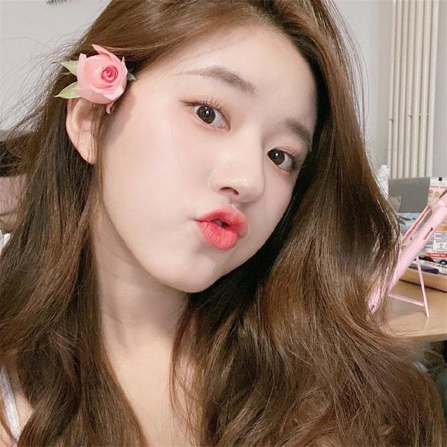 赵露思qq头像，赵露思的头像微信（来一波赵露思的萌美大头像）