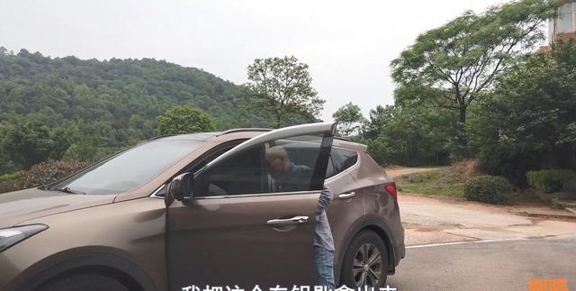 洗车能用洗洁精或者洗衣液吗，洗车能用洗洁精吗（夏季自己洗车注意）