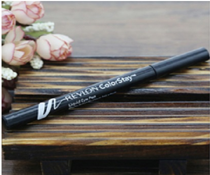 露华浓眼影怎么样，露华浓彩妆怎么样（不知道在哪看到的露华浓的推荐）