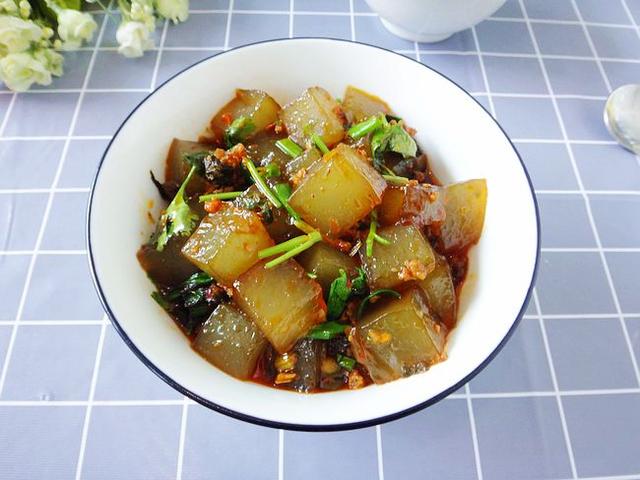 凉粉怎么吃，怎么办凉粉才好吃（看看你喜欢哪一种吃法）