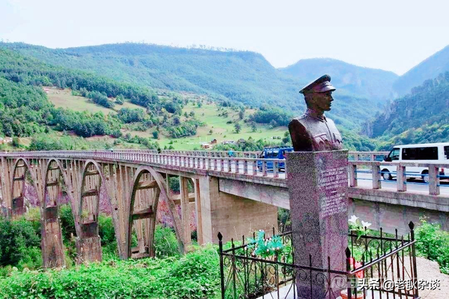 南斯拉夫桥是谁炸的，南斯拉夫《桥》故事原型