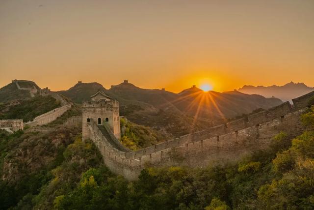 青春中国 朗诵，青春中国朗诵稿范文（原创诗朗诵：青春中国）