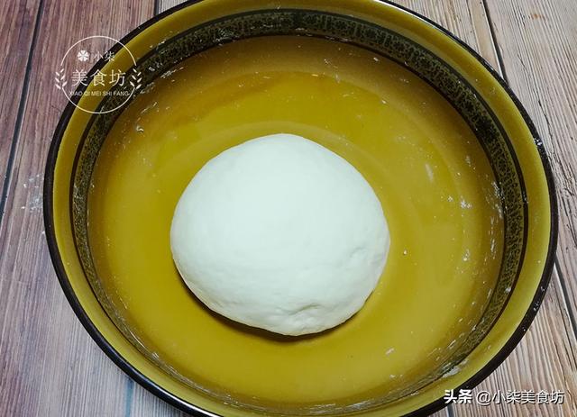 草莓粥： 可爱卡通小猪头像图片／今天你沙雕了嘛微信，草莓粥： 可爱卡通小猪头像图片／今天你沙雕了嘛（2019猪年行好运）