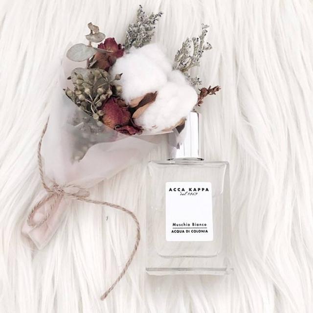 夏天香水会挥发比较快吗，香水长时间不用会挥发吗（那些闻过一次就难以忘却的香水）