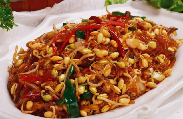 怎样做美味的豆腐炒豆芽，豆腐炒豆芽窍门（豆芽的黄金搭档）