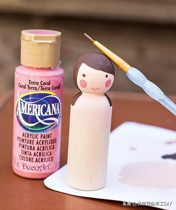 家里的假花怎么处理掉，室内有假花怎么办（一根铁丝一个球就能让她惊艳无比）