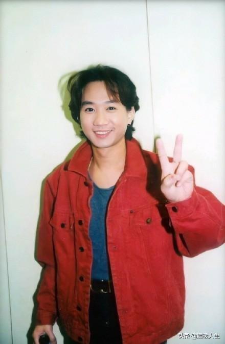 皇家驹，一组黄家驹照片（皇家骑士团）