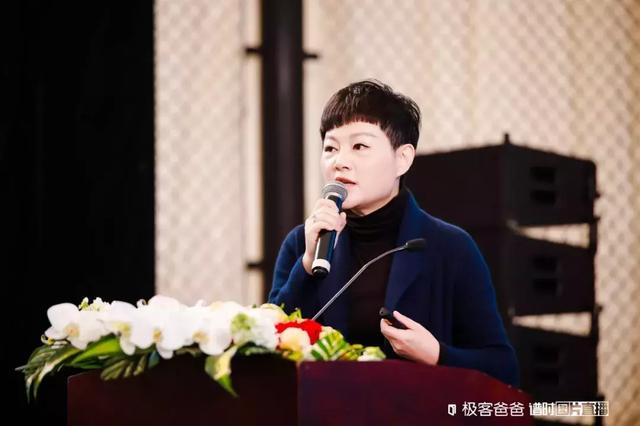 百变马丁叫什么名字，百变马丁-动漫IP＋儿童美育