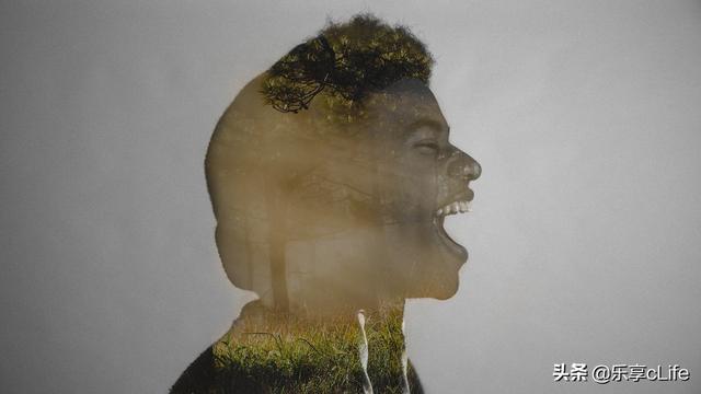 如何让照片出现重影，怎么让照片重影（Snapseed入门教程04-《双重曝光的使用》）