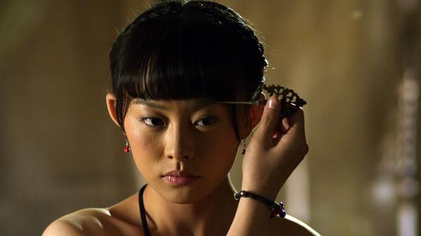 《骆驼客》: 佟二尕和戈红儿心有灵犀,完成了戈师傅接手的任务!