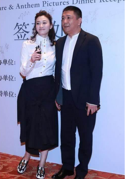 殷桃与文强亲密图片，文强与殷桃（“水蜜桃”殷桃的肆意情事）