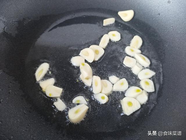 鲜香菇怎么做好吃，怎样做香菇酱才好吃（分享香菇最好吃的6种做法）