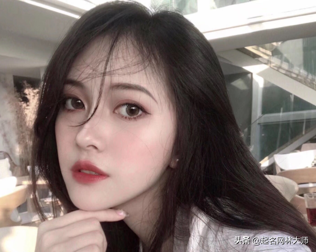 英文名女网名霸气，英文名女网名霸气grance（20个“冷艳”女生英文名）