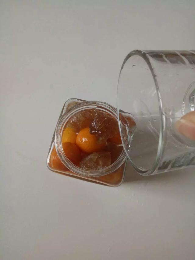 金桔泡酒喝的功效与副作用，金桔果酒的功效与作用（80岁奶奶千金不换的秘方）