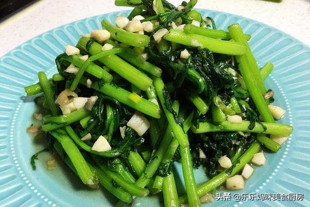 茼蒿叶子怎么吃，篱蒿菜的叶子可以吃吗（3种好吃做法要收藏）
