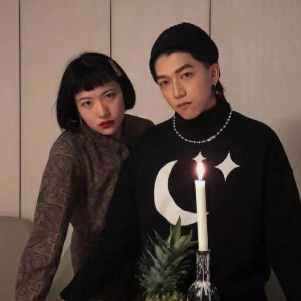 唯美意境情侣头像微信，唯美意境情侣头像（“总会有人陪你在慌乱无序的生活中同步前行”）