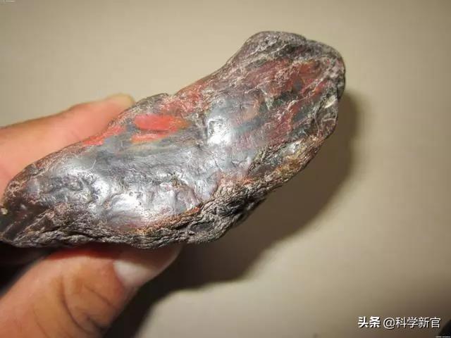 野外捡玛瑙原石的经验　玛瑙原石鉴定，如何寻找玛瑙原石（怎样才能判断自己捡到的是玛瑙）