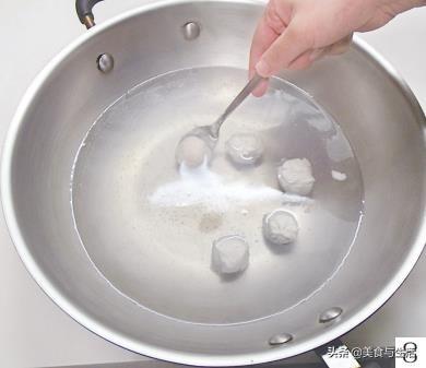 做鱼丸的正确配方，鱼丸的制作及配方比例和原料（给宝宝吃鱼的最佳方式）