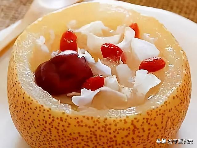 梨子炖冰糖的禁忌，冰糖银耳炖雪梨的禁忌（原创丨一咳嗽就想到熬冰糖雪梨）
