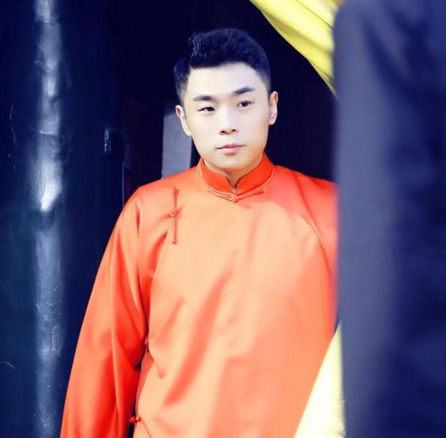 孟鹤堂，微信头像，孟鹤堂（老秦、李鹤东、张九南、孟鹤堂）