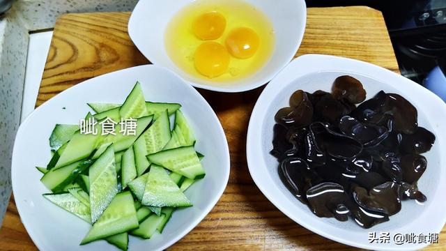 菱形片怎么切，饭店的黄瓜片都是菱形的