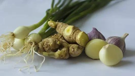 大锅菜怎么做好吃，水萝卜大锅菜怎么做好吃（这“3个诀窍”缺一不可）