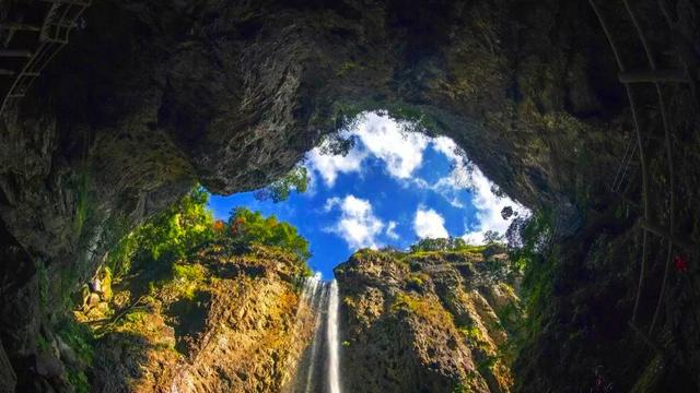 闽南地区有哪些地方值得旅游的，闽南地区有哪些地方值得旅游的城市（号称“闽南小九寨”）
