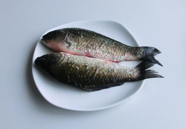 清汤豆腐鱼怎么做，清汤豆腐鱼怎么做好吃（大厨教做鲫鱼豆腐汤）